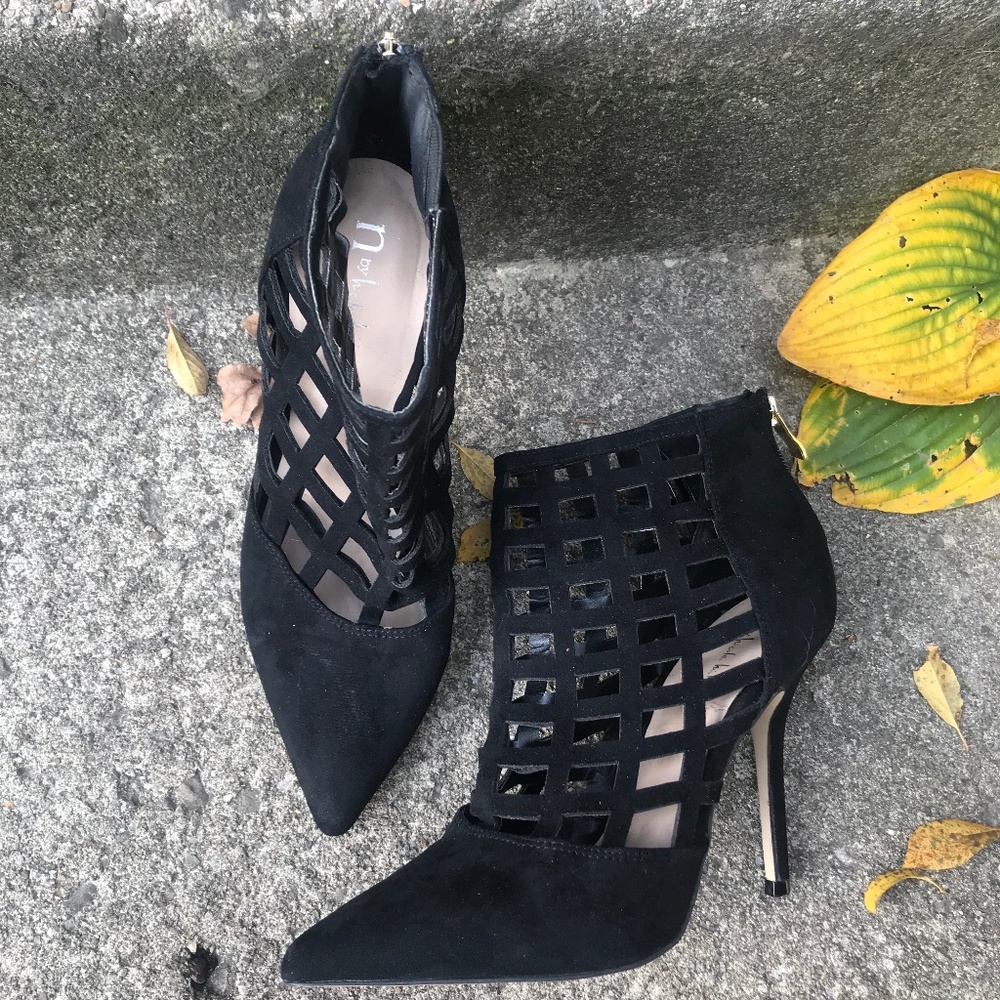N by Nicole Miller Velvet Suede Open Lattice Stiletto Heel Booties. Black. 9M
